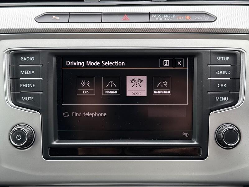 Used Volkswagen Passat 2015 for sale - 78196710: Photo 32