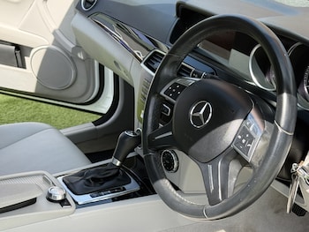 Used Mercedes-Benz C Class 2013 for sale - 78674034: Photo