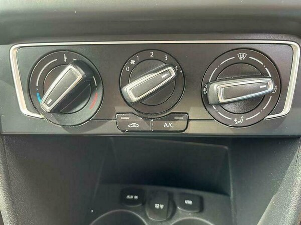 Used Volkswagen Polo 2016 for sale - 75010106: Photo 23
