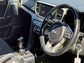 Used Kia Sportage 2021 for sale - 79485401: Photo
