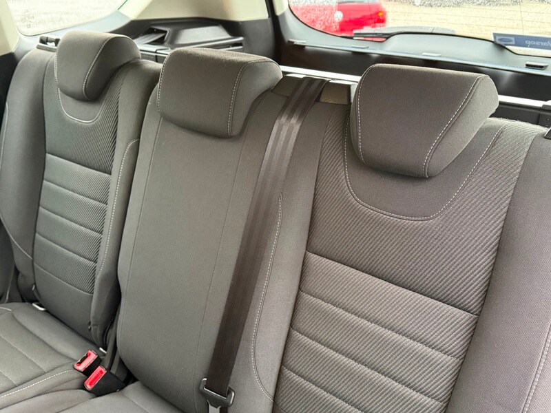 Used Ford Kuga 2015 for sale - 77609634: Photo 32