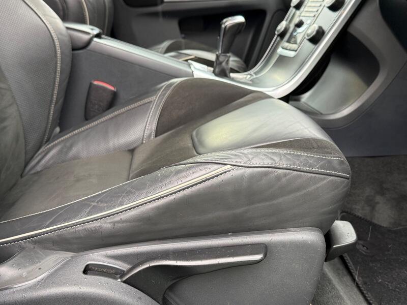 Used Volvo XC60 2015 for sale - 78196697: Photo 26