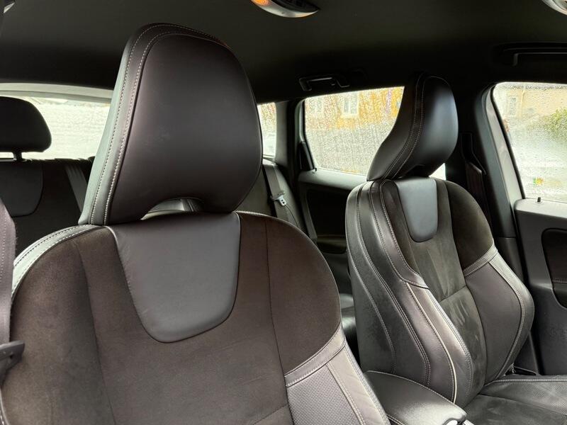 Used Volvo XC60 2015 for sale - 78196697: Photo 3