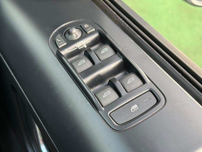 Used Land Rover Freelander 2 2012 for sale - 78196736: Photo 9