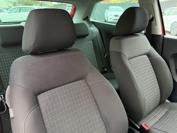 Used Volkswagen Polo 2016 for sale - 78553450: Photo