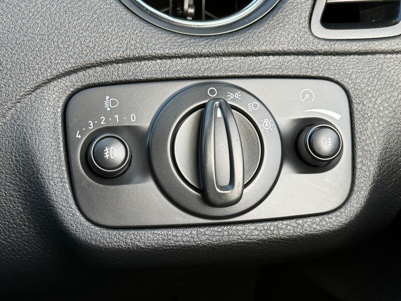 Used Ford S-Max 2009 for sale - 78196735: Photo 24