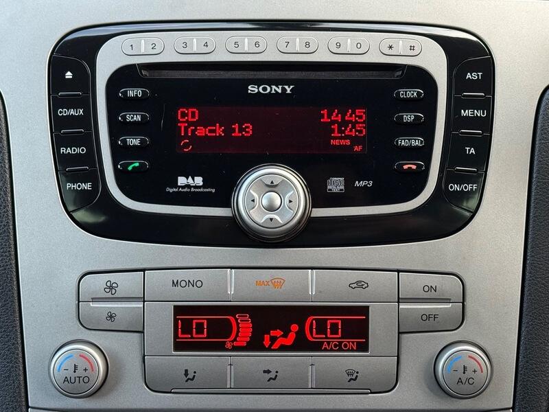 Used Ford S-Max 2009 for sale - 78196735: Photo 5