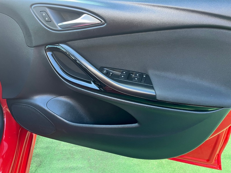 Used Vauxhall Astra 2017 for sale - 75974809: Photo 21