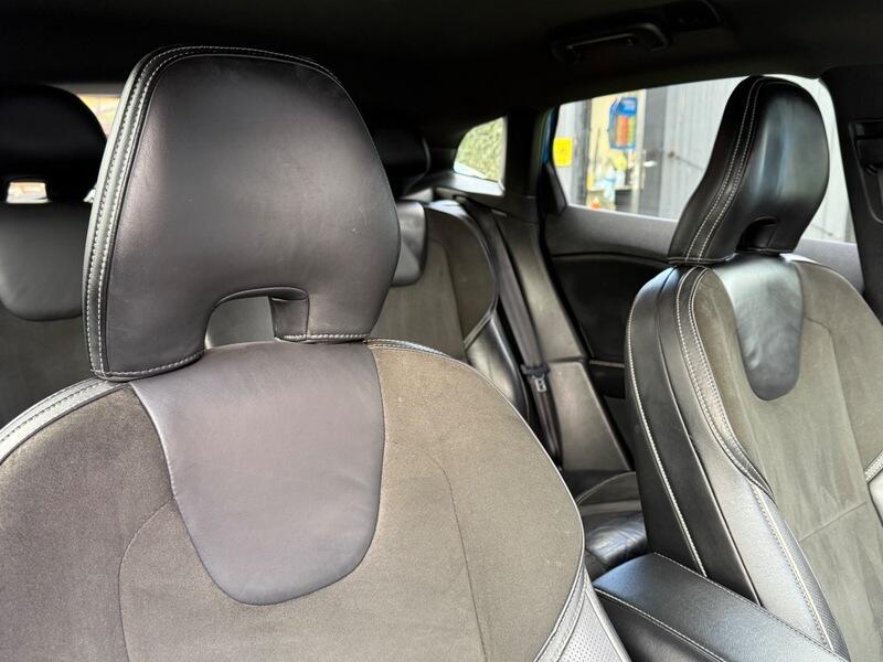 Used Volvo V40 2015 for sale - 78196696: Photo 3