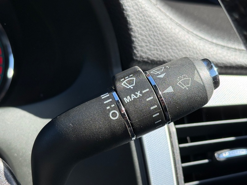 Used Jaguar XF 2015 for sale - 77891449: Photo 31