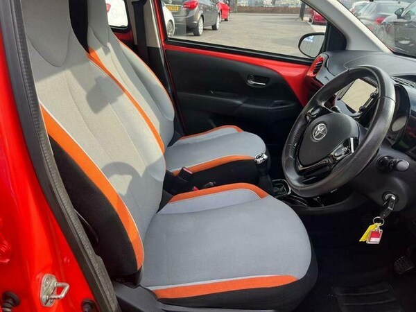 Used Toyota AYGO 2015 for sale - 74029642: Photo 15