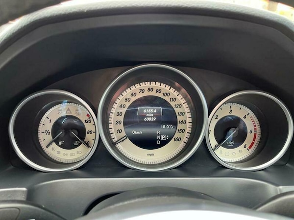 Used Mercedes-Benz E-Class 2013 for sale - 74756933: Photo 18