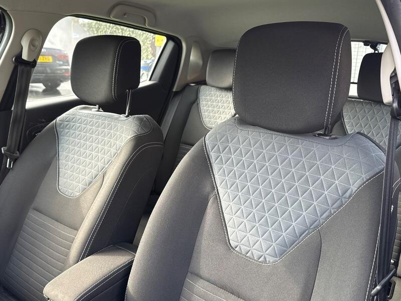 Used Renault Clio 2014 for sale - 78196704: Photo 11