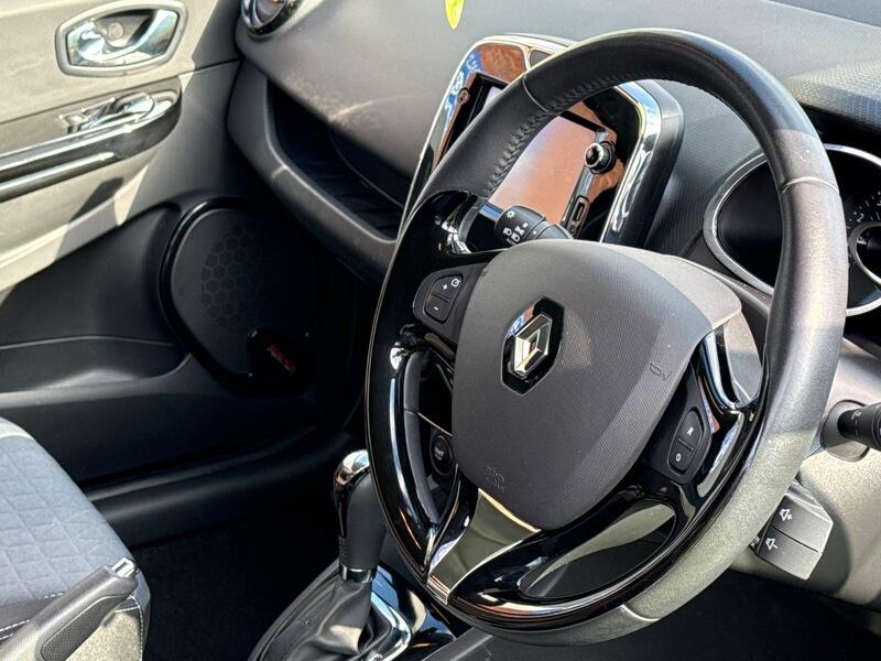 Used Renault Clio 2014 for sale - 78196704: Photo 2