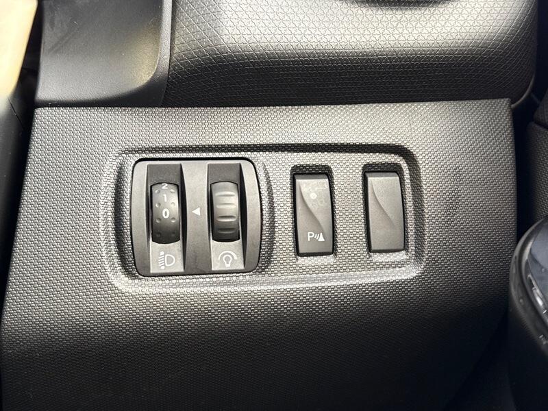 Used Renault Clio 2014 for sale - 78196704: Photo 33