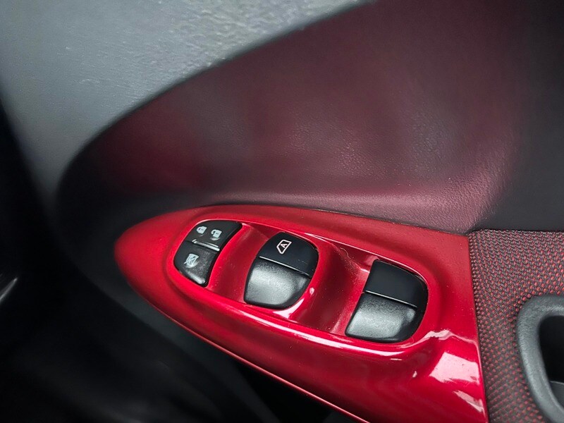 Used Nissan Juke 2011 for sale - 76974037: Photo 21