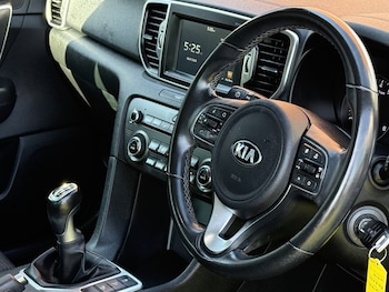 Used Kia Sportage 2018 for sale - 79187607: Photo