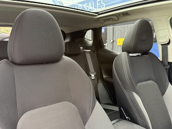 Used Nissan Qashqai 2017 for sale - 78553658: Photo