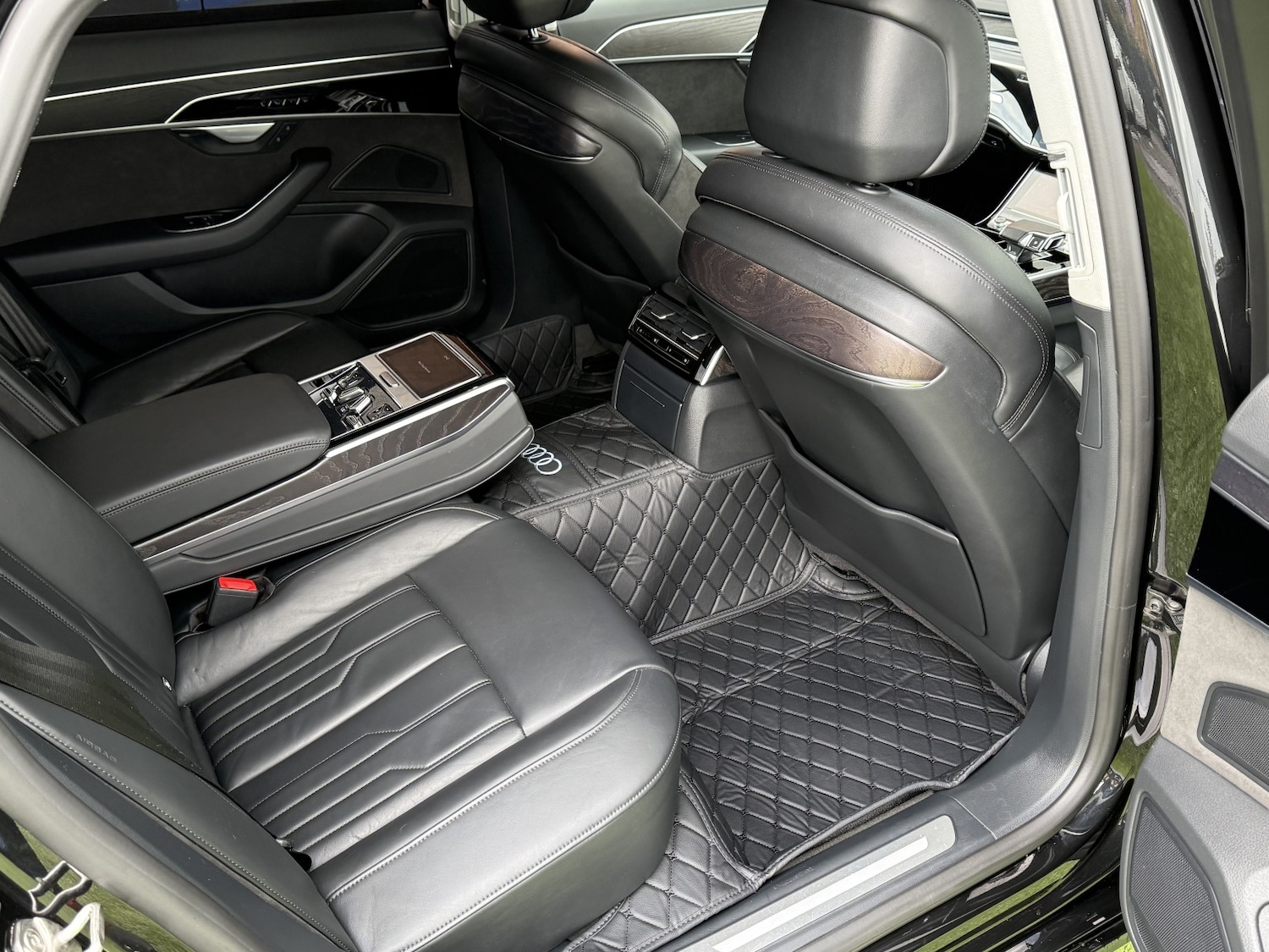 Used Audi A8 2021 for sale - 78196731: Photo 4