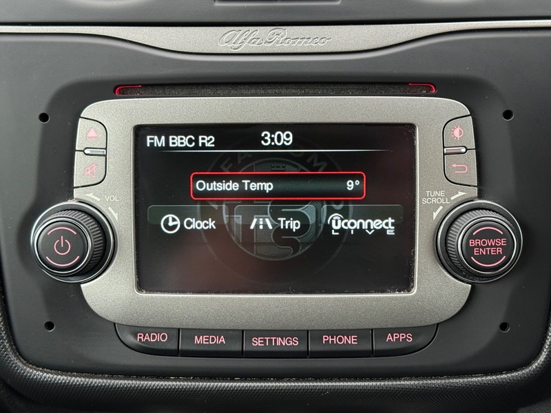 Used Alfa Romeo MiTo 2016 for sale - 77643379: Photo 6