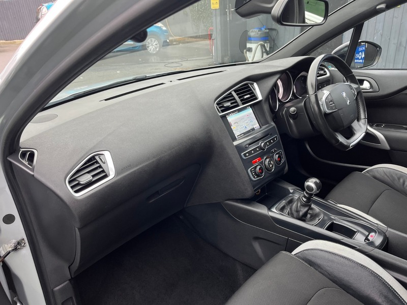 Used Citroen DS4 2015 for sale - 76974040: Photo 15