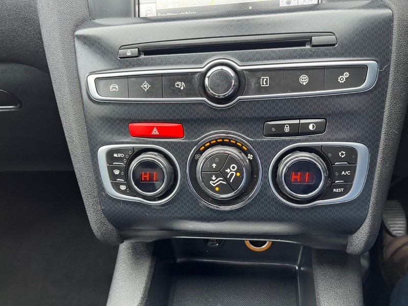 Used Citroen DS4 2015 for sale - 76974040: Photo 24