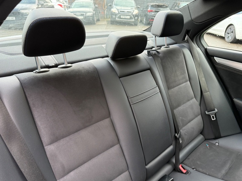 Used Mercedes-Benz C Class 2014 for sale - 77200983: Photo 30