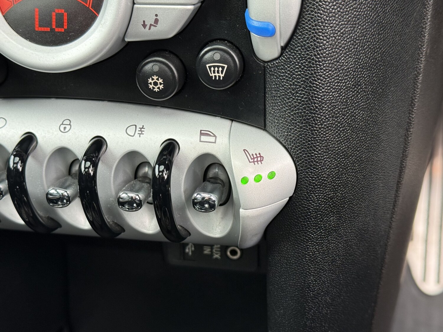 Used MINI Hatch 2008 for sale - 78196719: Photo 8