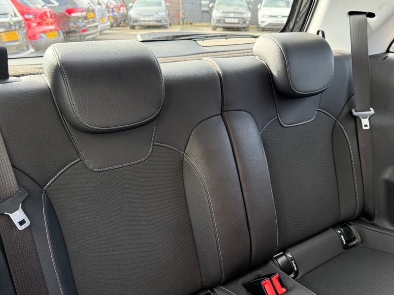 Used Vauxhall ADAM 2015 for sale - 77891467: Photo 17