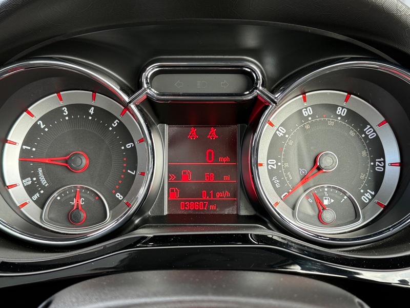 Used Vauxhall ADAM 2015 for sale - 77891467: Photo 31