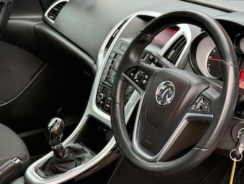 Used Vauxhall Astra 2014 for sale - 78553451: Photo