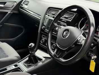 Used Volkswagen Golf 2016 for sale - 79246457: Photo