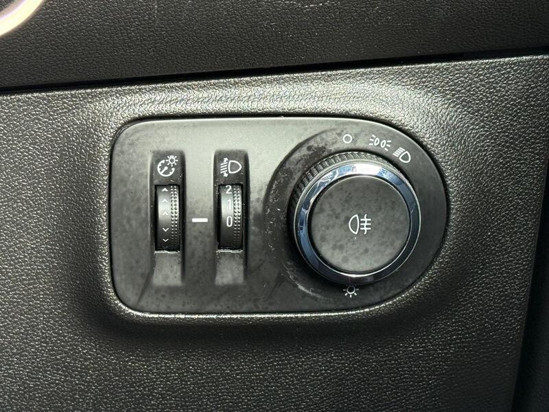 Used Vauxhall ADAM 2015 for sale - 78196699: Photo 13