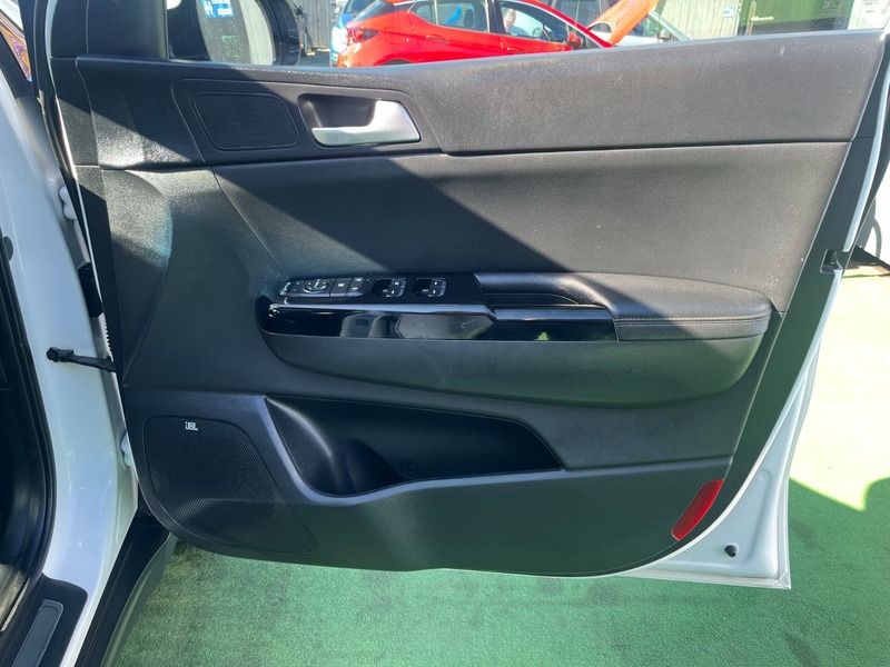 Used Kia Sportage 2017 for sale - 75953120: Photo 20