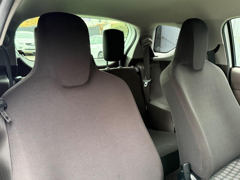 Used Toyota IQ 2010 for sale - 78196738: Photo 3