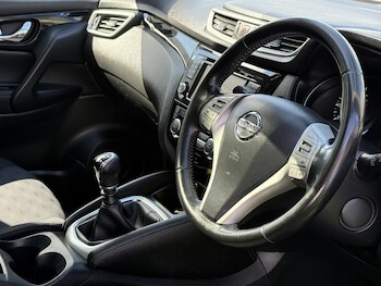 Used Nissan Qashqai 2016 for sale - 78888924: Photo