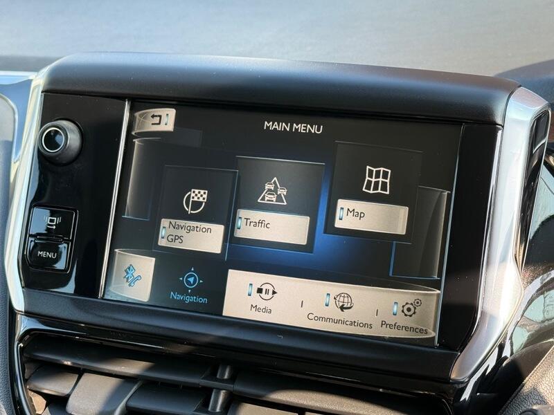 Used Peugeot 208 2012 for sale - 78196721: Photo 10