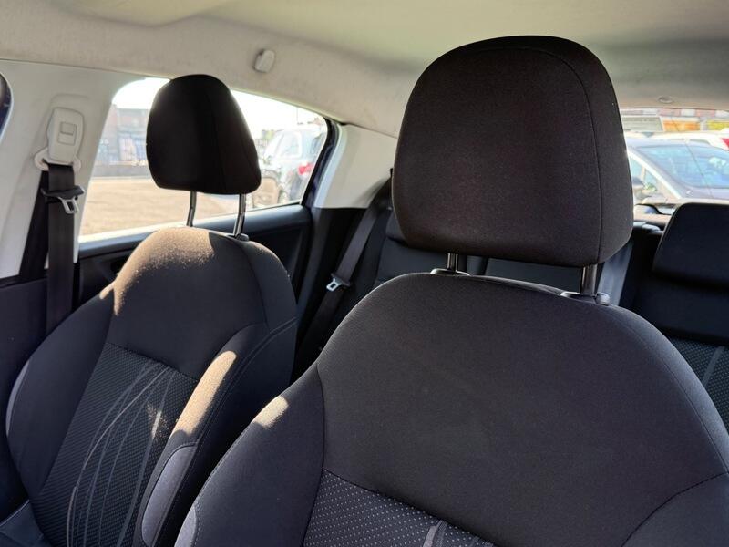 Used Peugeot 208 2012 for sale - 78196721: Photo 19