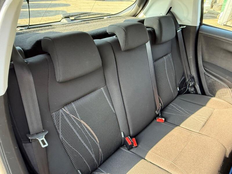 Used Peugeot 208 2012 for sale - 78196721: Photo 6