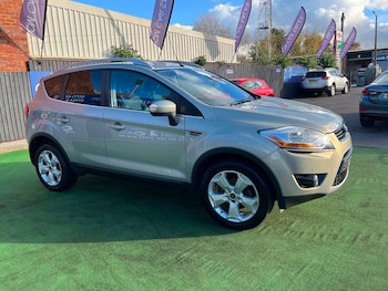 Used Ford Kuga 2010 for sale - 76304524: Photo