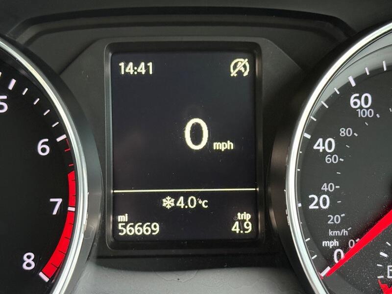 Used Volkswagen Polo 2016 for sale - 78196727: Photo 24