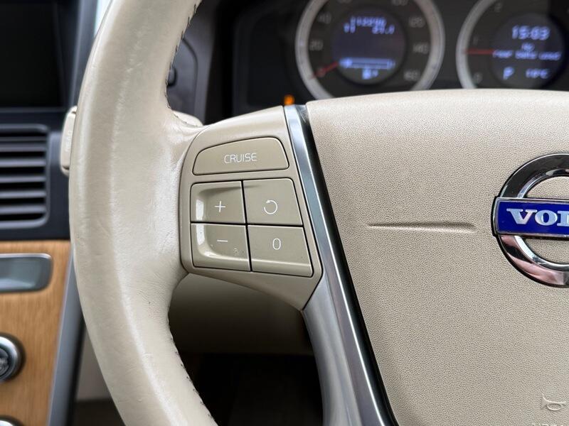 Used Volvo XC60 2009 for sale - 78196712: Photo 11