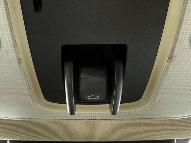 Used Volvo XC60 2009 for sale - 78196712: Photo 16