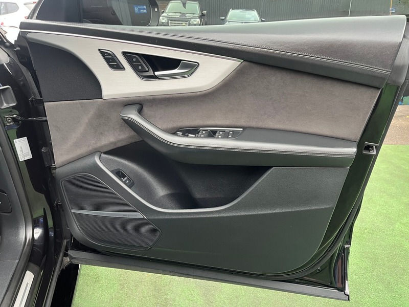 Used Audi Q8 2019 for sale - 76836763: Photo 26
