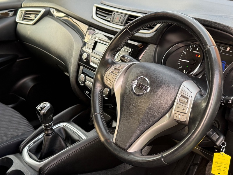 Used Nissan Qashqai 2014 for sale - 77766017: Photo 2