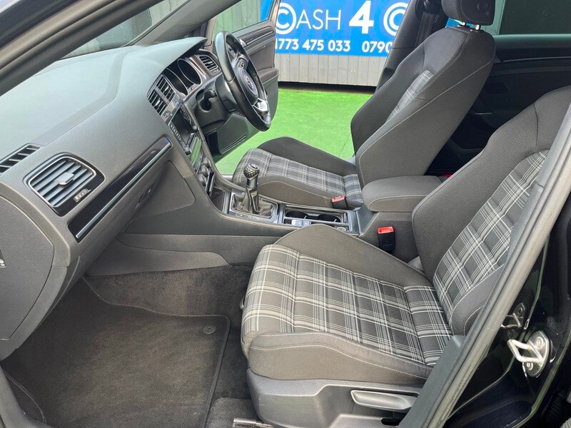 Used Volkswagen Golf 2014 for sale - 76445913: Photo 14