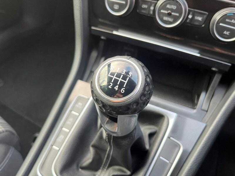 Used Volkswagen Golf 2014 for sale - 76445913: Photo 21