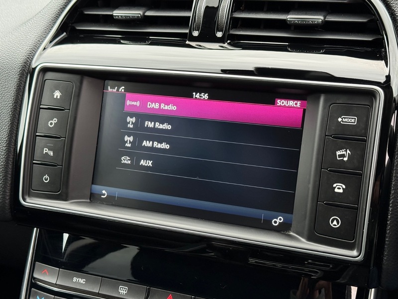 Used Jaguar XE 2015 for sale - 77709005: Photo 10