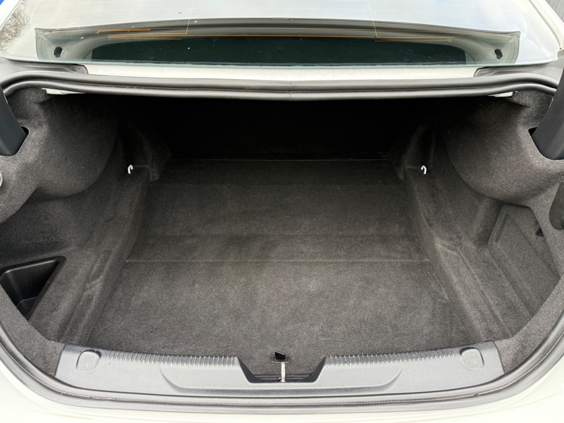 Used Jaguar XE 2015 for sale - 77709005: Photo 18