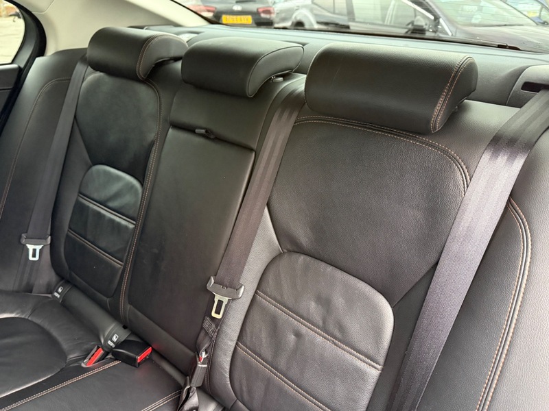 Used Jaguar XE 2015 for sale - 77709005: Photo 21